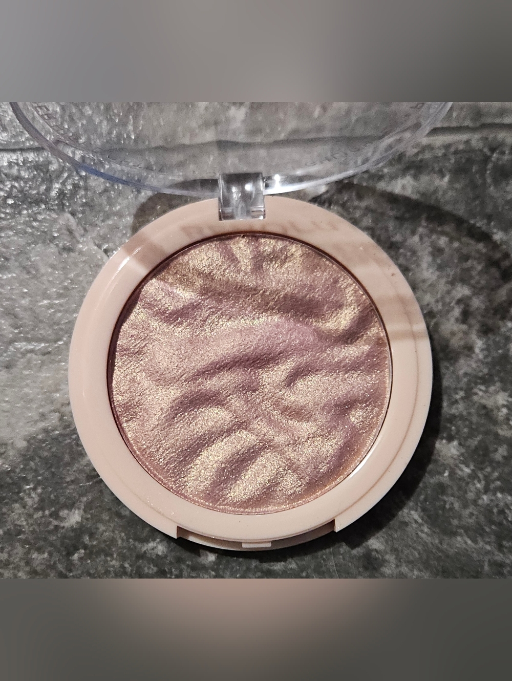 Translucent Powder, Bronzer, Blush & Highlighter Bundle - Picture 12 of 16